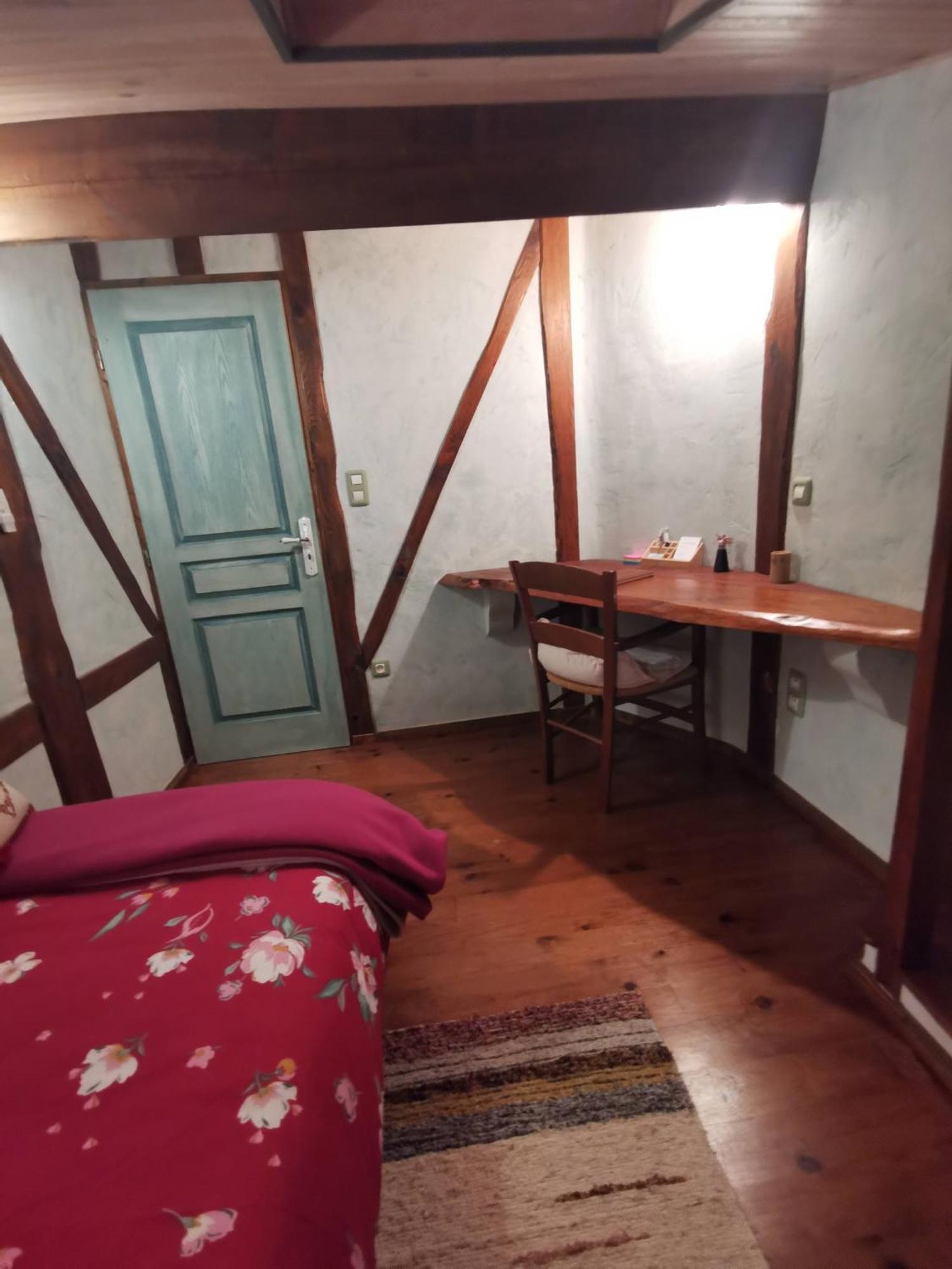 - - - - -Les Colombages - - - - Chambre D'Hotes-Gite- Classement Gite 3 Etoiles Mirepoix  Bagian luar foto