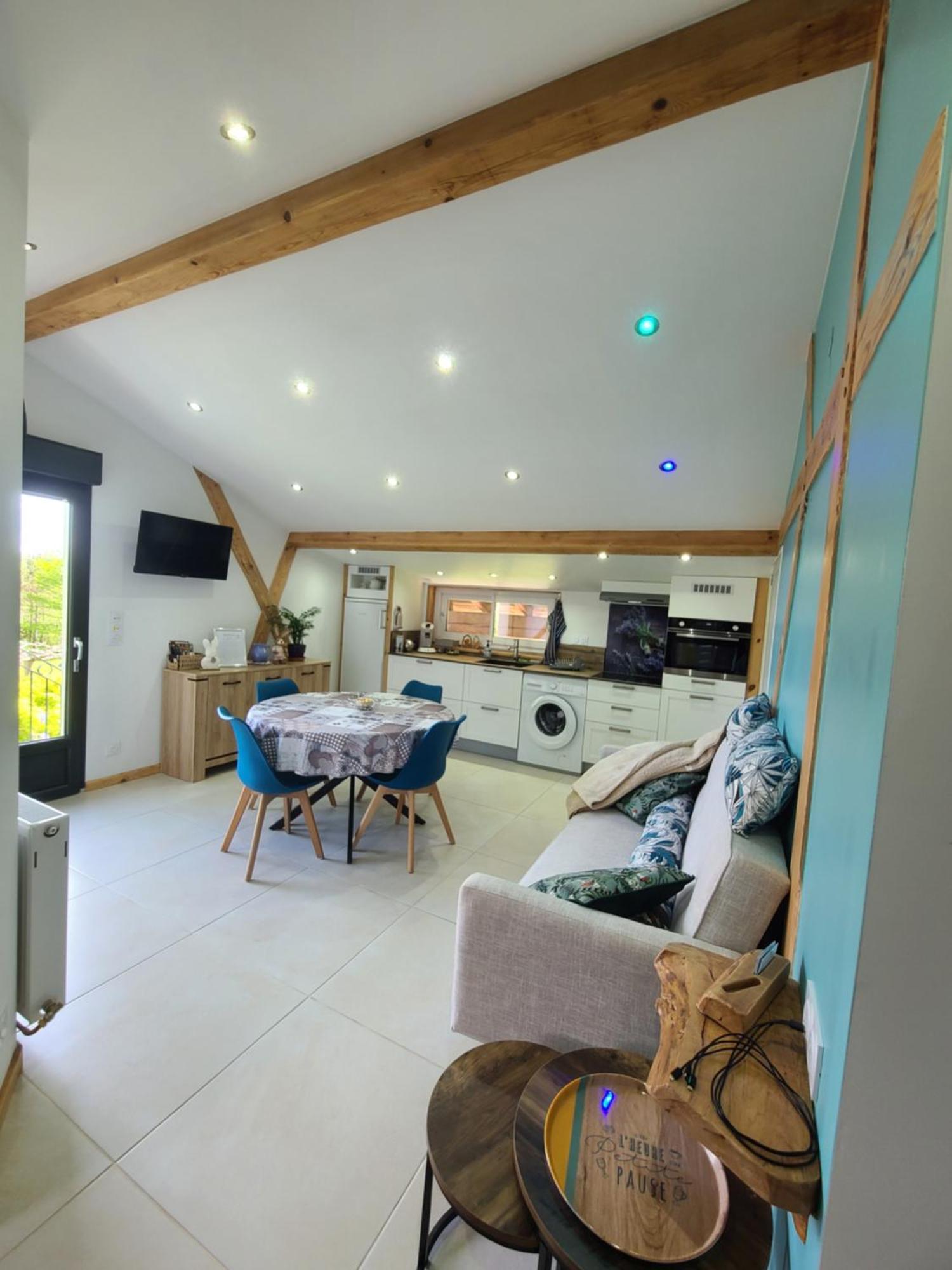 - - - - -Les Colombages - - - - Chambre D'Hotes-Gite- Classement Gite 3 Etoiles Mirepoix  Bagian luar foto