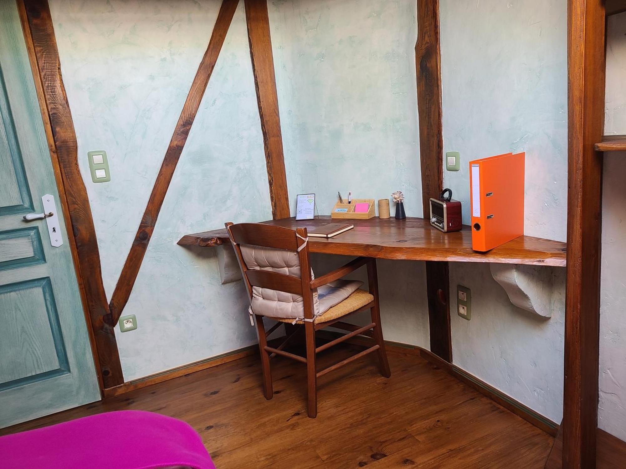 - - - - -Les Colombages - - - - Chambre D'Hotes-Gite- Classement Gite 3 Etoiles Mirepoix  Bagian luar foto